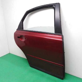 Recambio de puerta trasera derecha para volvo s40 berlina 2.4 cat referencia OEM IAM 30762493  