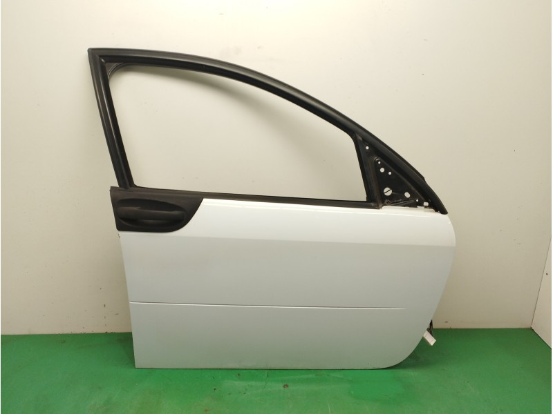Recambio de puerta delantera derecha para smart forfour 1.1 cat referencia OEM IAM Recambio de puerta delantera derecha para smart forfour 1.1 cat referencia OEM IAM