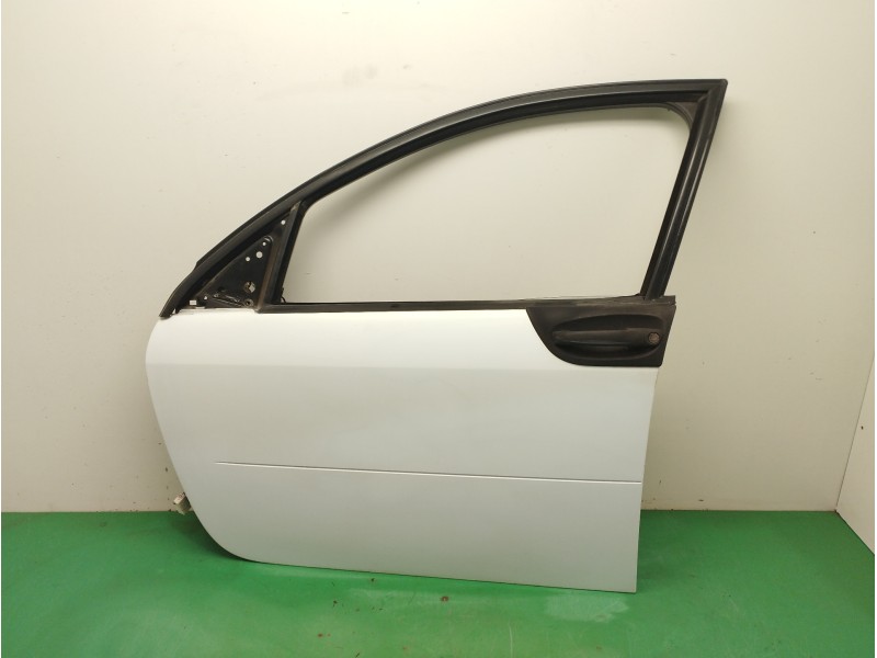 Recambio de puerta delantera izquierda para smart forfour 1.1 cat referencia OEM IAM   