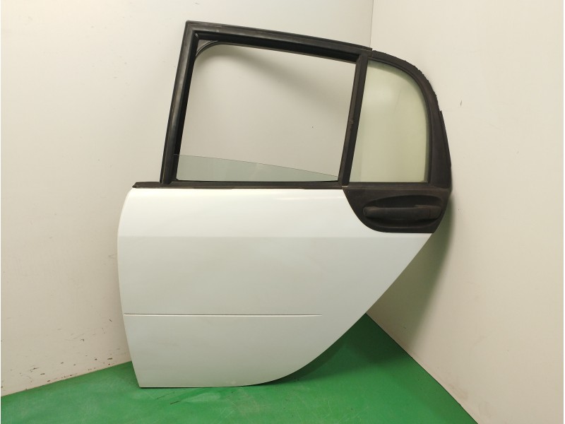 Recambio de puerta trasera izquierda para smart forfour 1.1 cat referencia OEM IAM  OBSERVAR FOTOS 