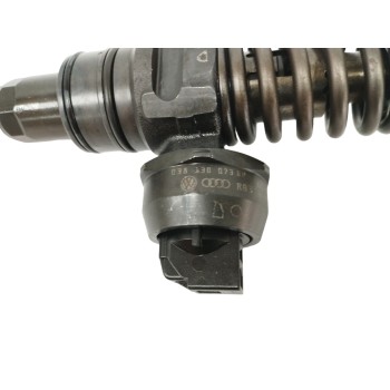 Recambio de inyector para seat ibiza (6l1) 1.4 tdi referencia OEM IAM 038130073BP  