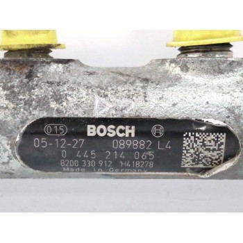 Recambio de rampa inyectora para nissan primastar (x83) monovolumen 9 plazas largo batalla 3,07t referencia OEM IAM 8200330912 0