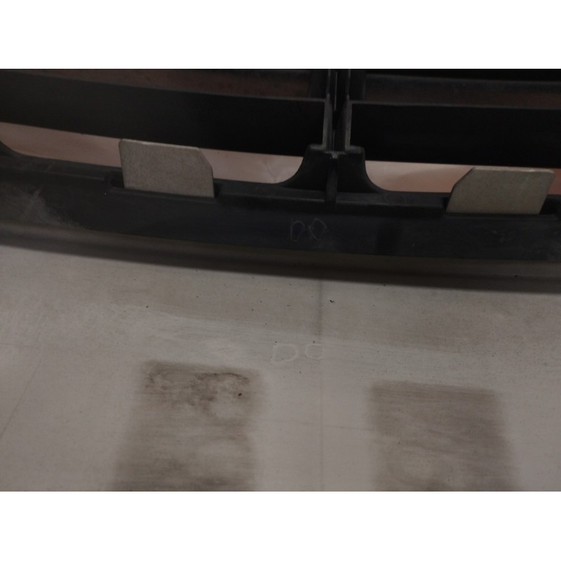 PARAGOLPES DELANTERO