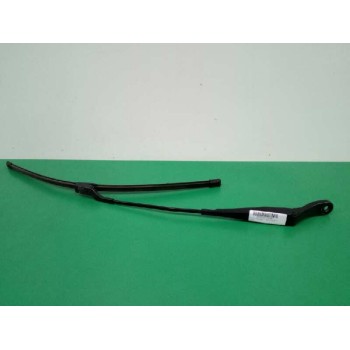 Recambio de brazo limpia delantero izquierdo para peugeot 208 style referencia OEM IAM 9673291980  