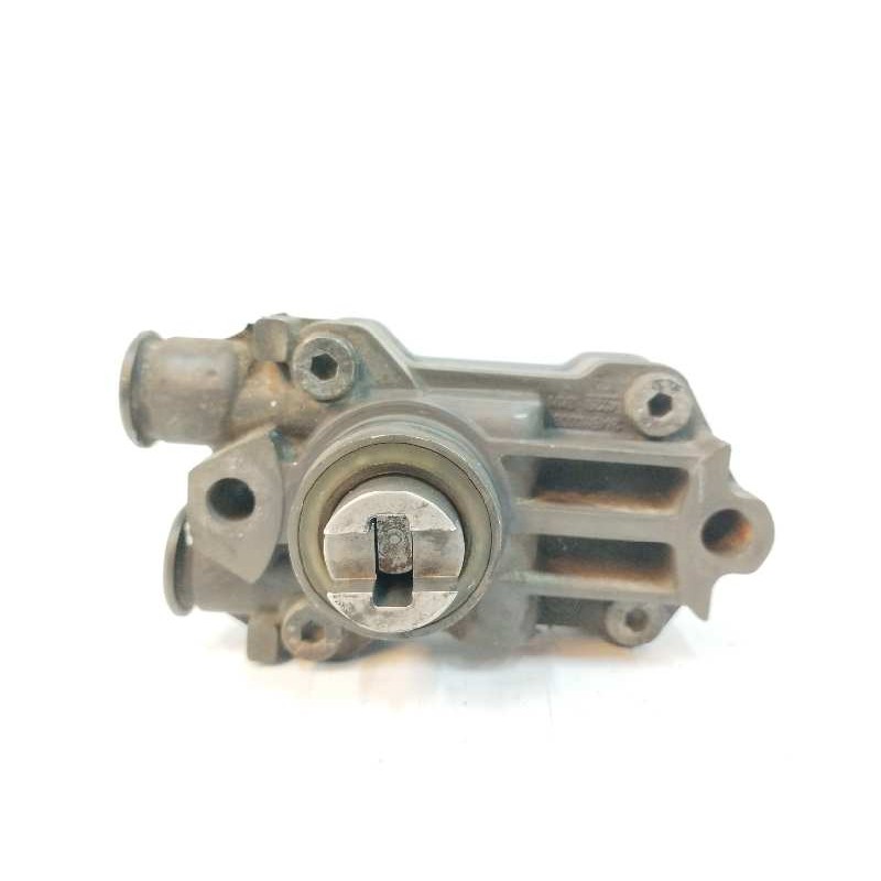 Recambio de bomba combustible para mercedes-benz clase v (w638) 2.2 16v cdi turbodiesel cat referencia OEM IAM A6110900250  