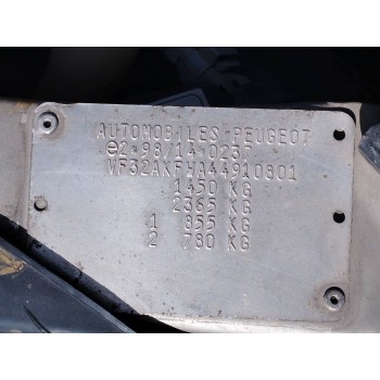 Recambio de carroceria corte para peugeot 206 berlina 1.4 referencia OEM IAM   