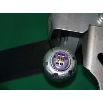 Recambio de cinturon seguridad delantero derecho para hyundai i30 1.4 cat referencia OEM IAM 888202R900  