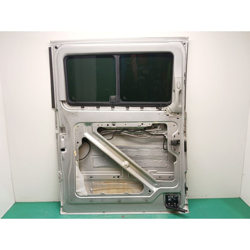 PUERTA LATERAL CORREDERA IZQUIERDA