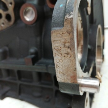 Recambio de bloque para hyundai i30 fastback tecno referencia OEM IAM D4FB  