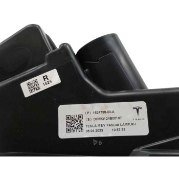 Recambio de faro antiniebla derecho para tesla model 3 ev referencia OEM IAM 162479800A  