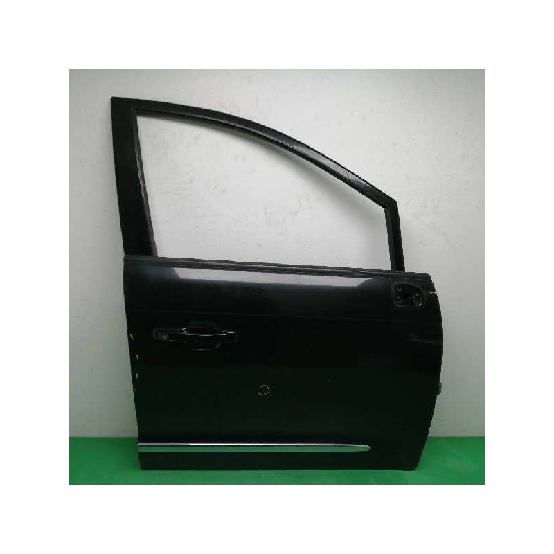 Recambio de puerta delantera derecha para ssangyong rodius 2.7 turbodiesel cat referencia OEM IAM 6200321200 OBSERVAR FOTOS 