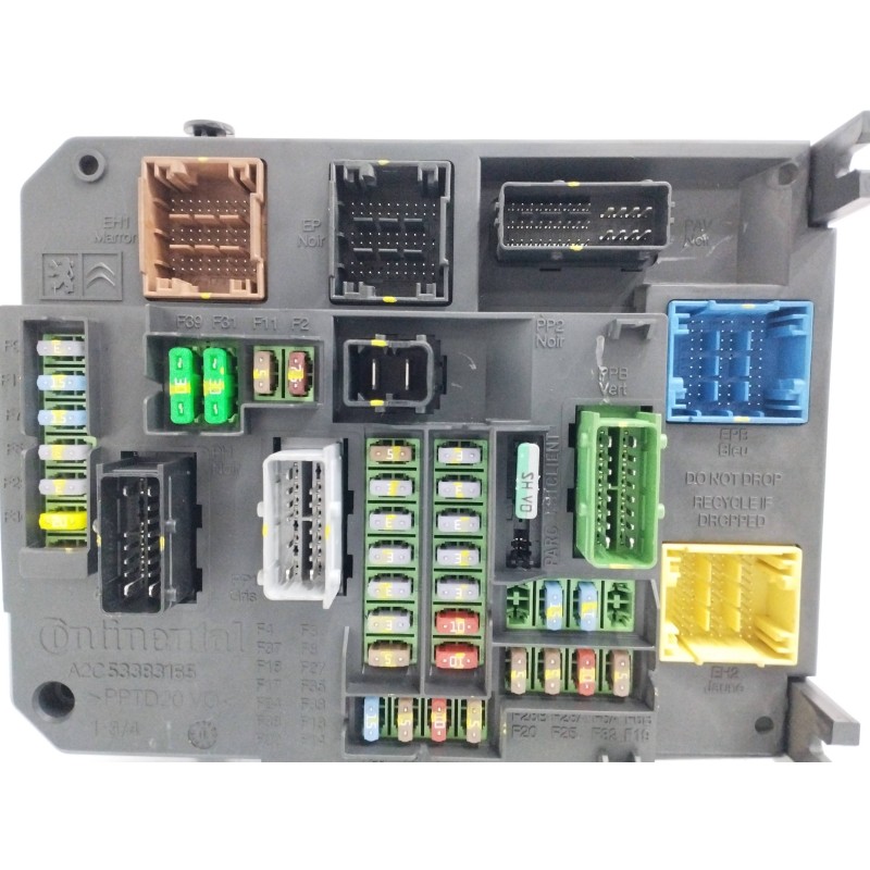 CAJA RELES / FUSIBLES S180204004B
