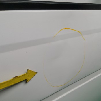 Recambio de puerta delantera izquierda para dfsk v22 1.3 cc referencia OEM IAM  NECESITA REPARACION 