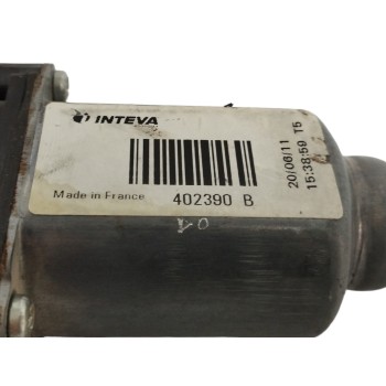 Recambio de motor elevalunas delantero derecho para kia sportage iii (sl) 1.7 crdi referencia OEM IAM 402390B  