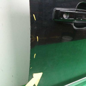 Recambio de puerta delantera derecha para ssangyong rodius 2.7 turbodiesel cat referencia OEM IAM 6200321200 OBSERVAR FOTOS 