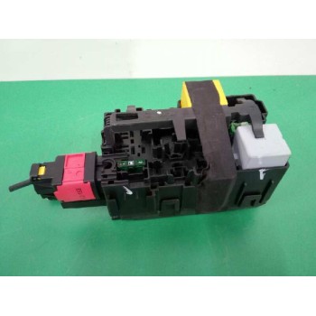 Recambio de caja reles / fusibles para peugeot 208 style referencia OEM IAM 9812661980  