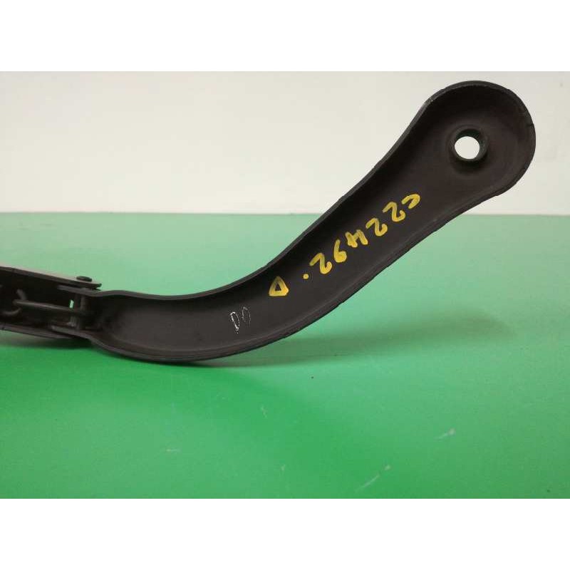 BRAZO LIMPIA DELANTERO DERECHO