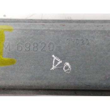 Recambio de elevalunas delantero izquierdo para peugeot 107 1.0 cat (384f) referencia OEM IAM 698200H020  