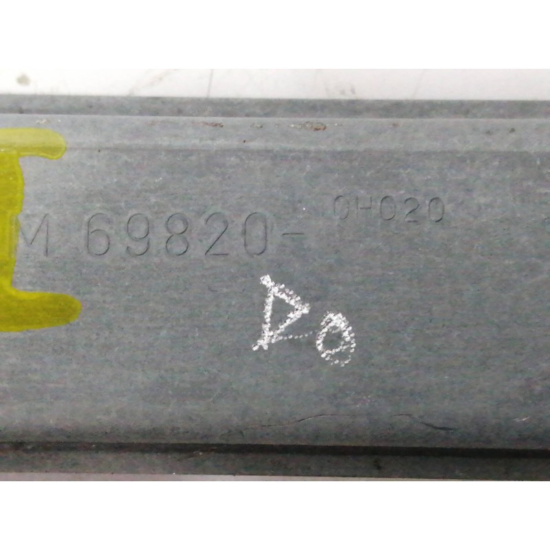 ELEVALUNAS DELANTERO IZQUIERDO