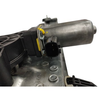 Recambio de elevalunas trasero derecho para dacia sandero 1.0 tce cat referencia OEM IAM 827208057R  
