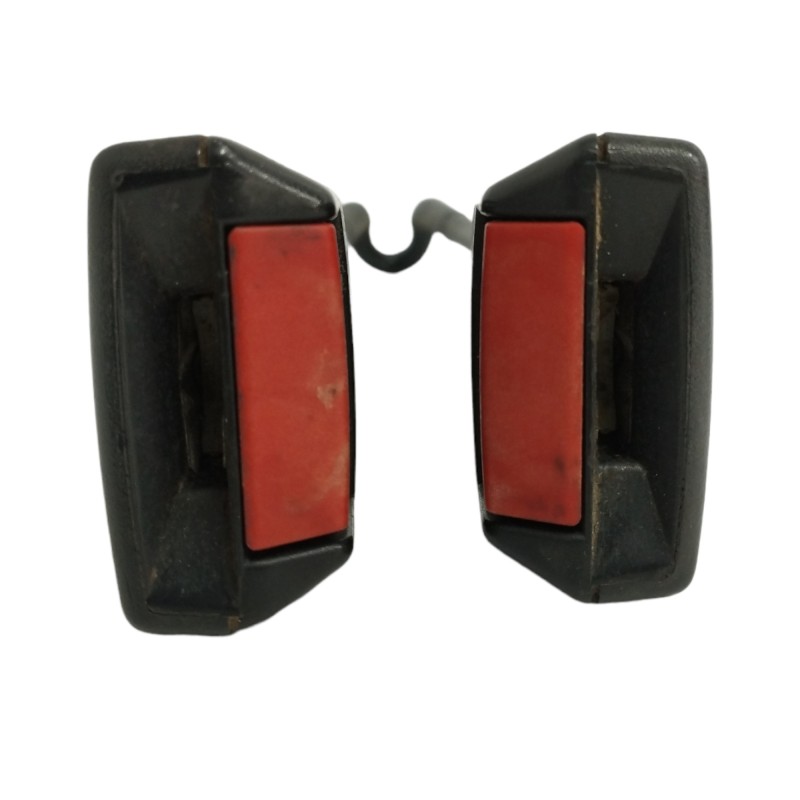 Recambio de enganche cinturon central para ford escort berlina cl referencia OEM IAM 84ABB61208AA  