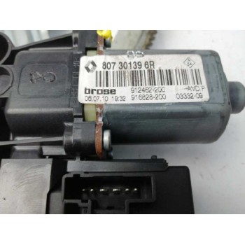 Recambio de elevalunas delantero derecho para renault megane iii berlina 5 p 1.5 dci diesel referencia OEM IAM 807200001R 807301