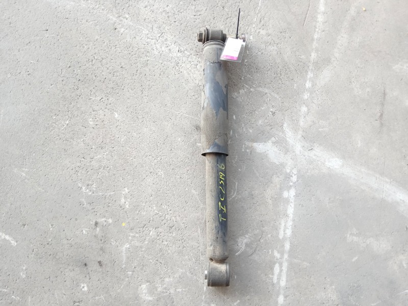 Recambio de amortiguador trasero izquierdo para nissan cabstar e 3.0 diesel referencia OEM IAM   