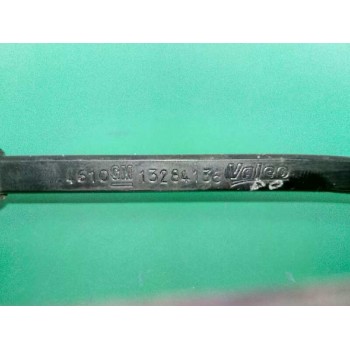 Recambio de brazo limpia delantero izquierdo para opel corsa d cmon referencia OEM IAM 13284136  