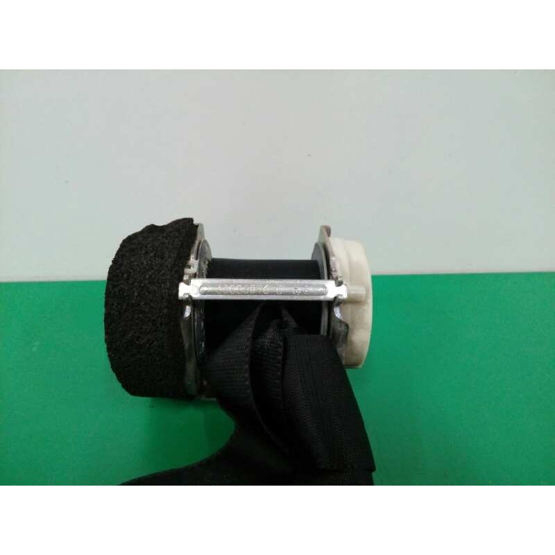 CINTURON SEGURIDAD TRASERO DERECHO