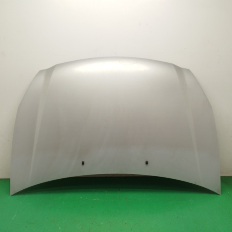 Recambio de capot para kia carnival / grand carnival iii (vq) 2.9 crdi referencia OEM IAM 664004D010 OBSERVAR FOTOS 