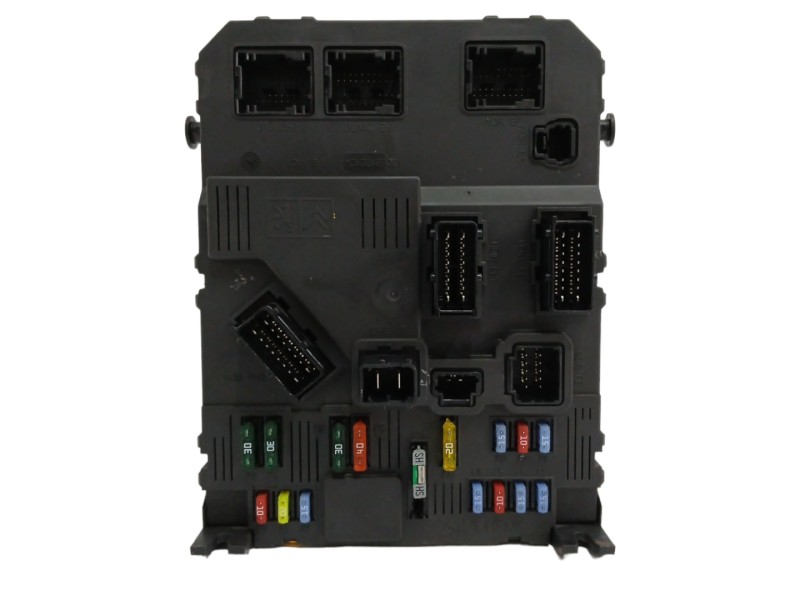 Recambio de caja reles / fusibles para citroën xsara picasso 1.6 16v hdi referencia OEM IAM 9657999780  