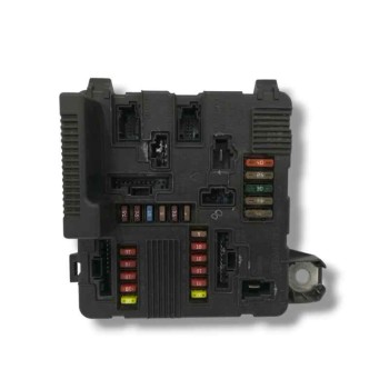 Recambio de caja reles / fusibles para renault megane ii berlina 5p 1.9 dci diesel referencia OEM IAM   