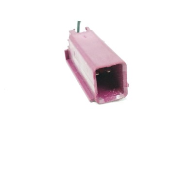 Recambio de enganche cinturon derecho para ford mondeo ber. (ca2) 1.8 tdci cat referencia OEM IAM 7G9N61209AE  