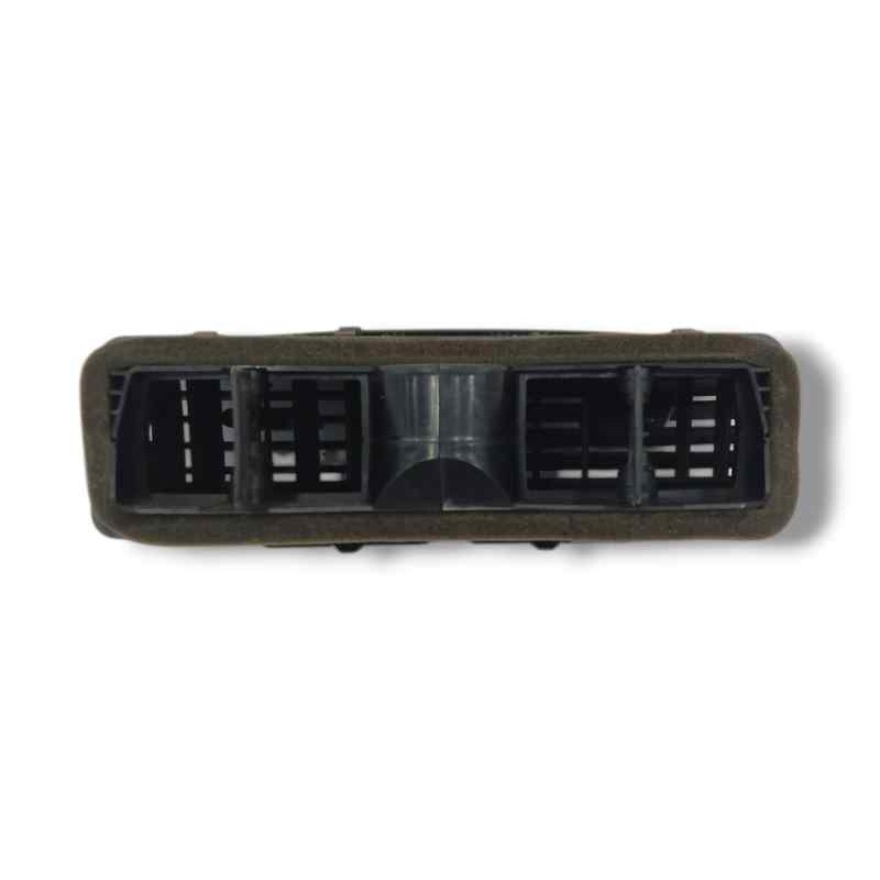 REJILLA AIREADORA CENTRAL 5K0819728M