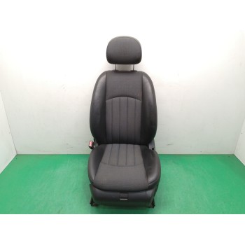 ASIENTO DELANTERO IZQUIERDO 