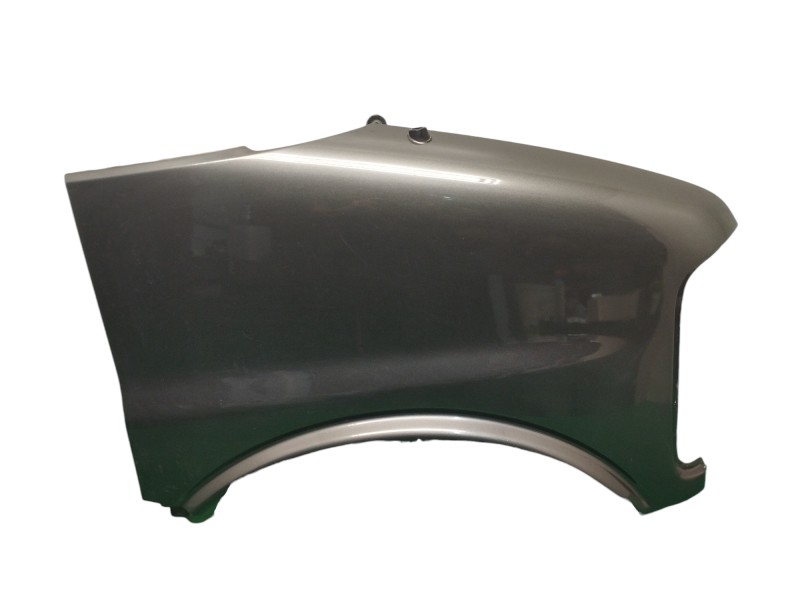 Recambio de aleta delantera derecha para chevrolet express van 5.7 cc referencia OEM IAM 12549270  