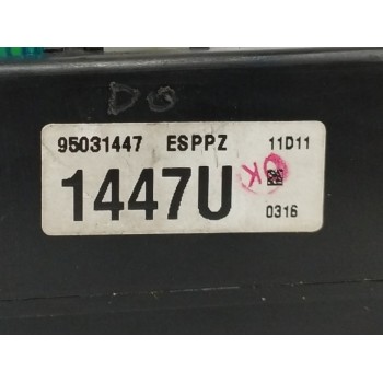 Recambio de caja reles / fusibles para opel antara 2.2 cdti cat (a 22 dm / lnq) referencia OEM IAM 95031447  