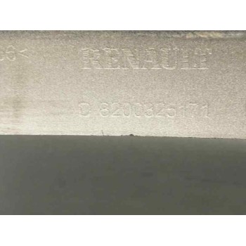 Recambio de aleta delantera derecha para renault clio iii 1.2 16v referencia OEM IAM 8200325171 OBSERVAR FOTOS 