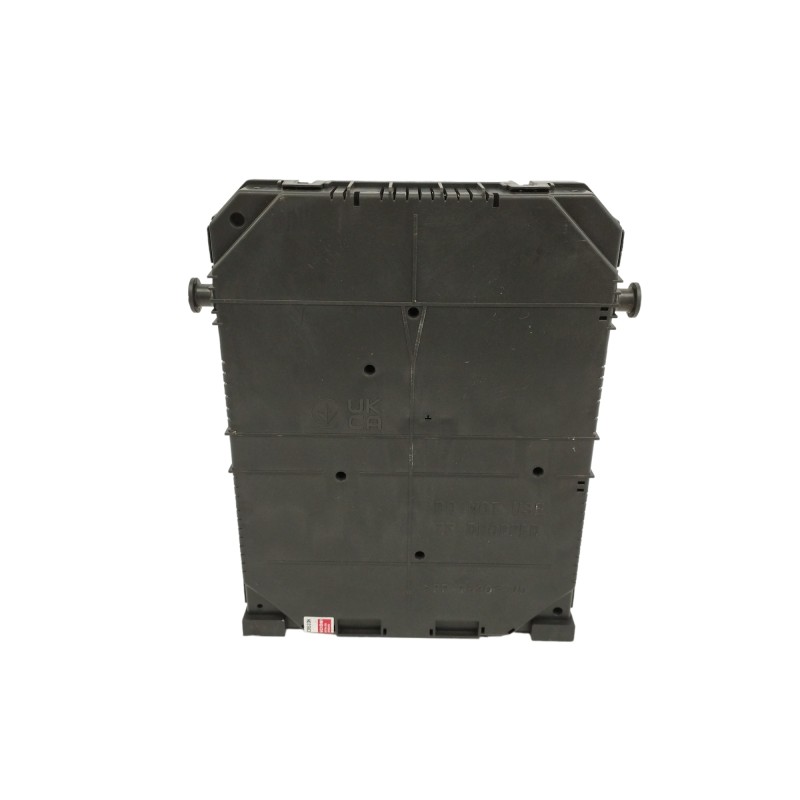 CAJA RELES / FUSIBLES