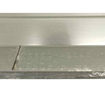 Recambio de faldon lateral para toyota bz4x (_eam1_) ev (xeam10) referencia OEM IAM 7585042040 LADO DERECHO 