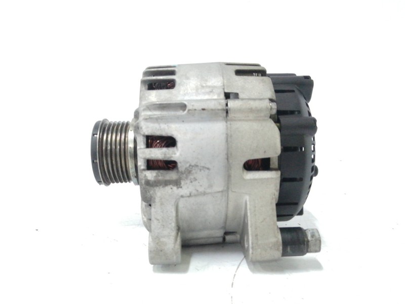 Recambio de alternador para citroën berlingo 1.6 16v hdi referencia OEM IAM 120A  