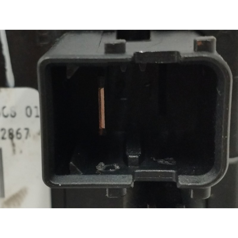 CAJA RELES / FUSIBLES