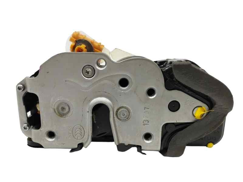 Recambio de cerradura puerta trasera izquierda para chevrolet trax 1.7 diesel cat referencia OEM IAM 13579545 Recambio de cerradura puerta trasera izquierda para chevrolet trax 1.7 diesel cat referencia OEM IAM 13579545