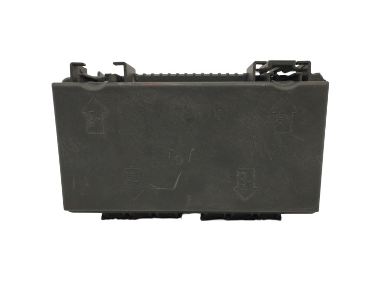 Recambio de caja reles / fusibles para fiat grande punto (199) 1.3 16v jtd cat referencia OEM IAM 51775622  