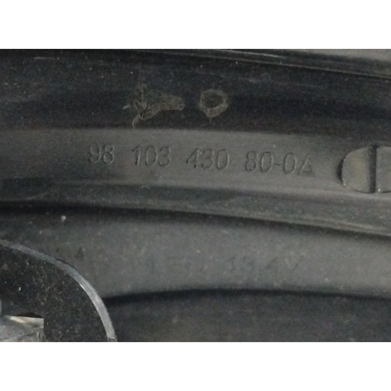 PILOTO TRASERO IZQUIERDO