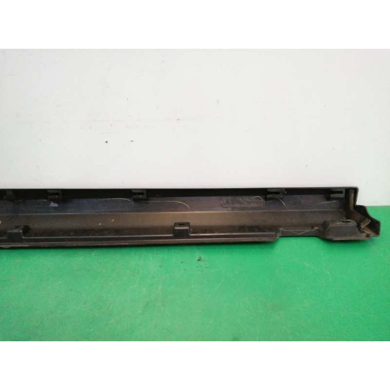 FALDON LATERAL DERECHO