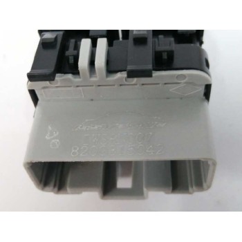 Recambio de mando elevalunas delantero derecho para renault espace iv (jk0) referencia OEM IAM 8200315042  