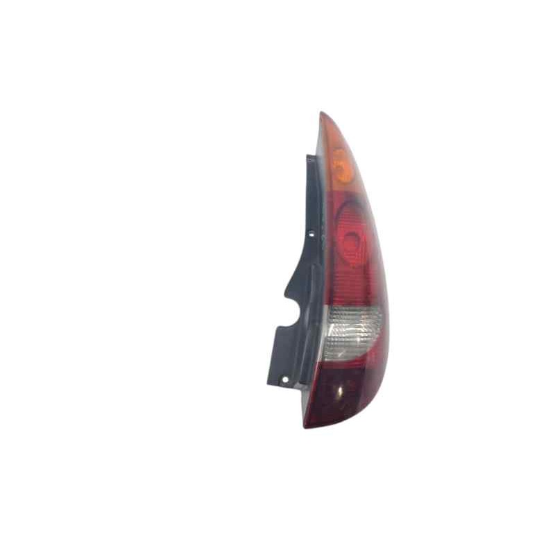 Recambio de piloto trasero derecho para nissan almera tino (v10) 2.2 dci referencia OEM IAM   