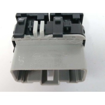 Recambio de mando elevalunas delantero derecho para renault scenic ii confort expression referencia OEM IAM 8200315042  