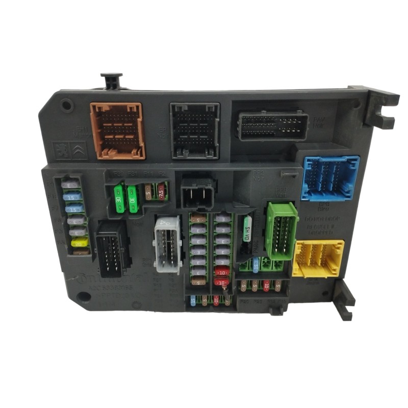 Recambio de caja reles / fusibles para peugeot 508 i (8d_) 2.0 hdi referencia OEM IAM 9664992380 S180121005H 